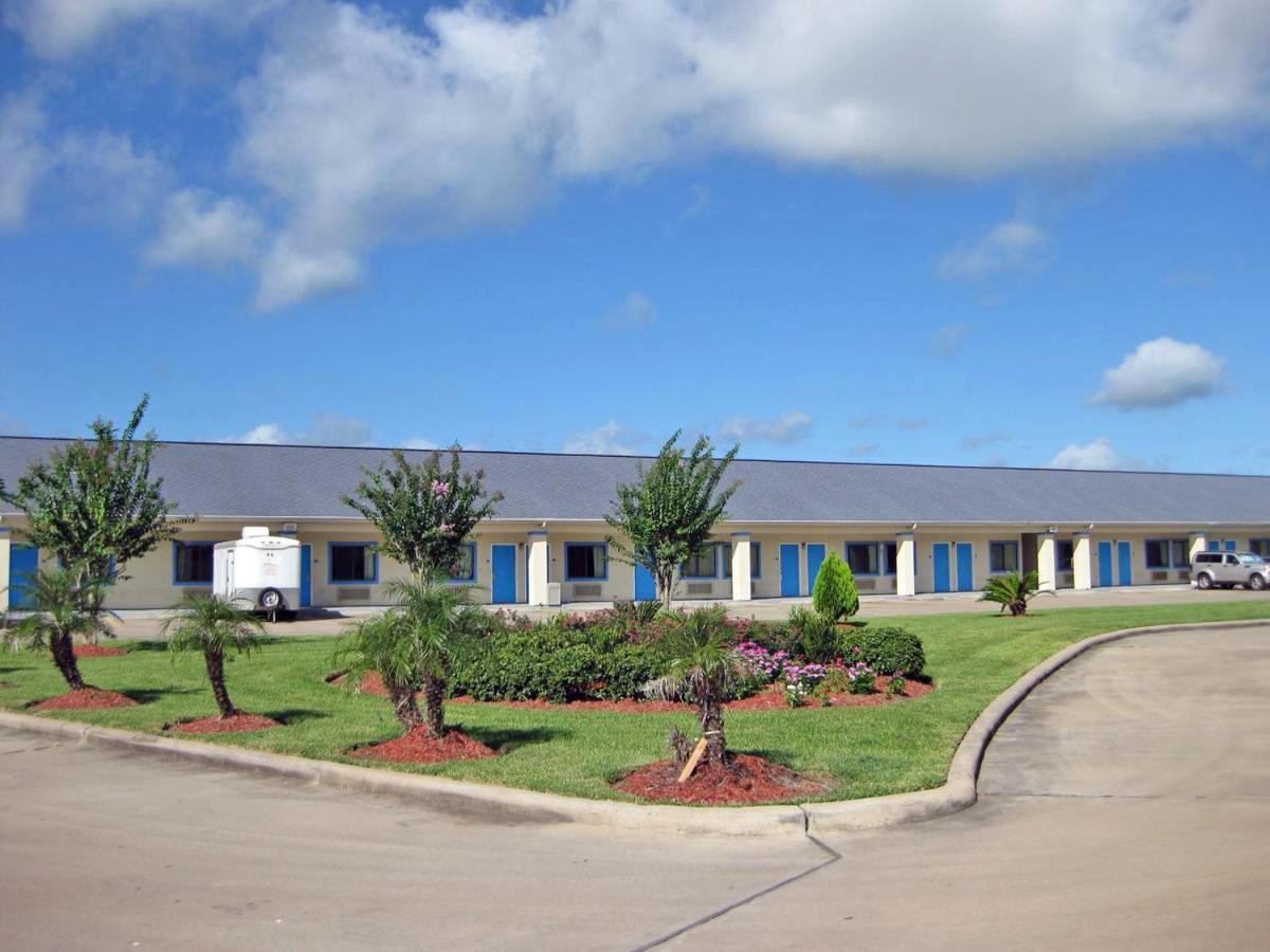 Relax Inn & Suites Angleton Dış mekan fotoğraf